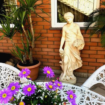 Green Garden Tbilisi Ngoại thất bức ảnh