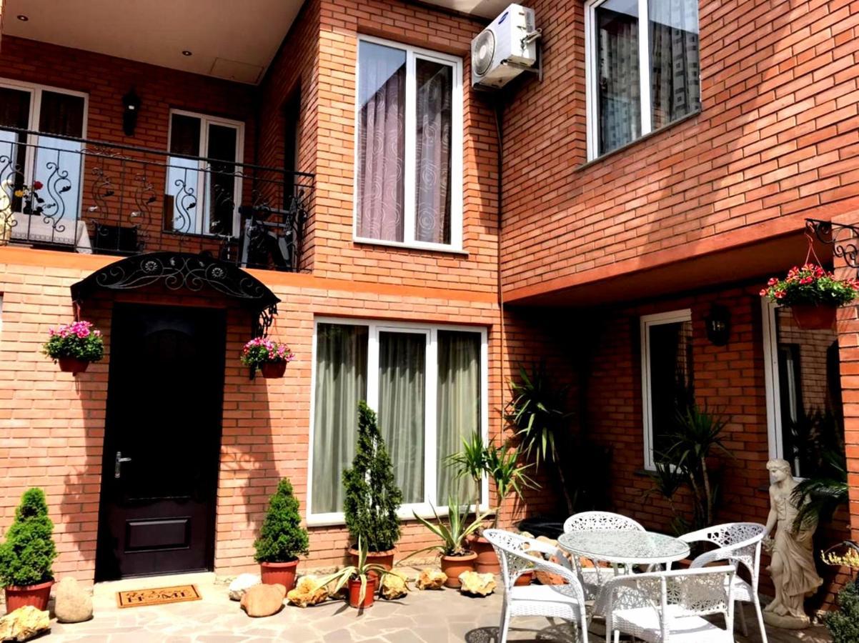 Green Garden Tbilisi Ngoại thất bức ảnh